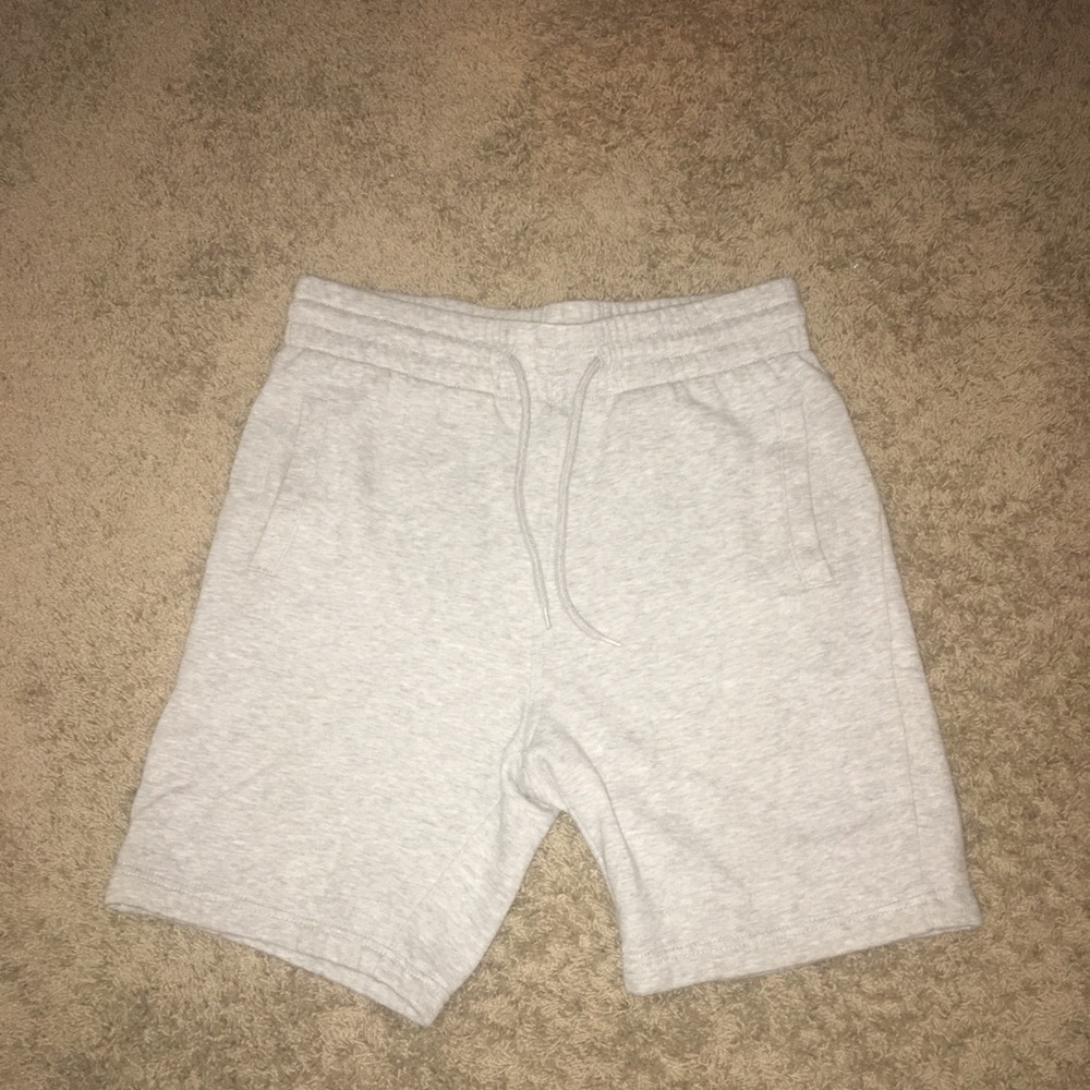 H&M Over the Knee Grey Sweat-Shorts Size:S
